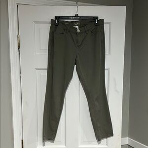 LOFT Women's Olive Jeans